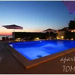 Tomas Apartment