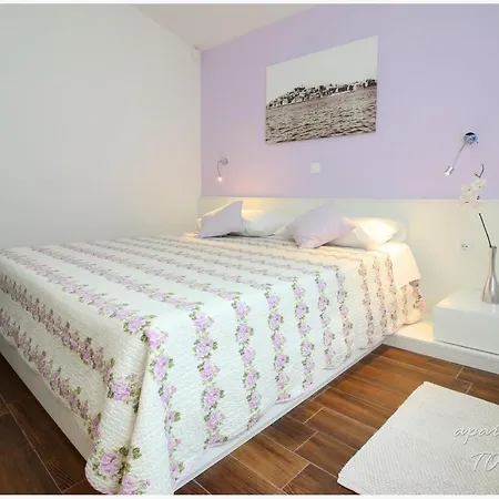 Tomas Apartment