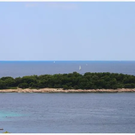 Tomas Apartamento Primošten